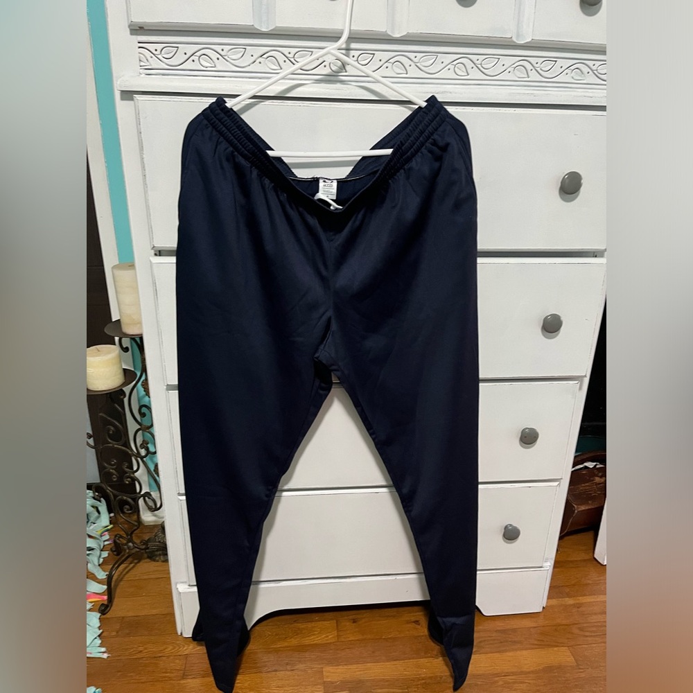 Women’s GTM brand warm-up pants new with tags size extra large